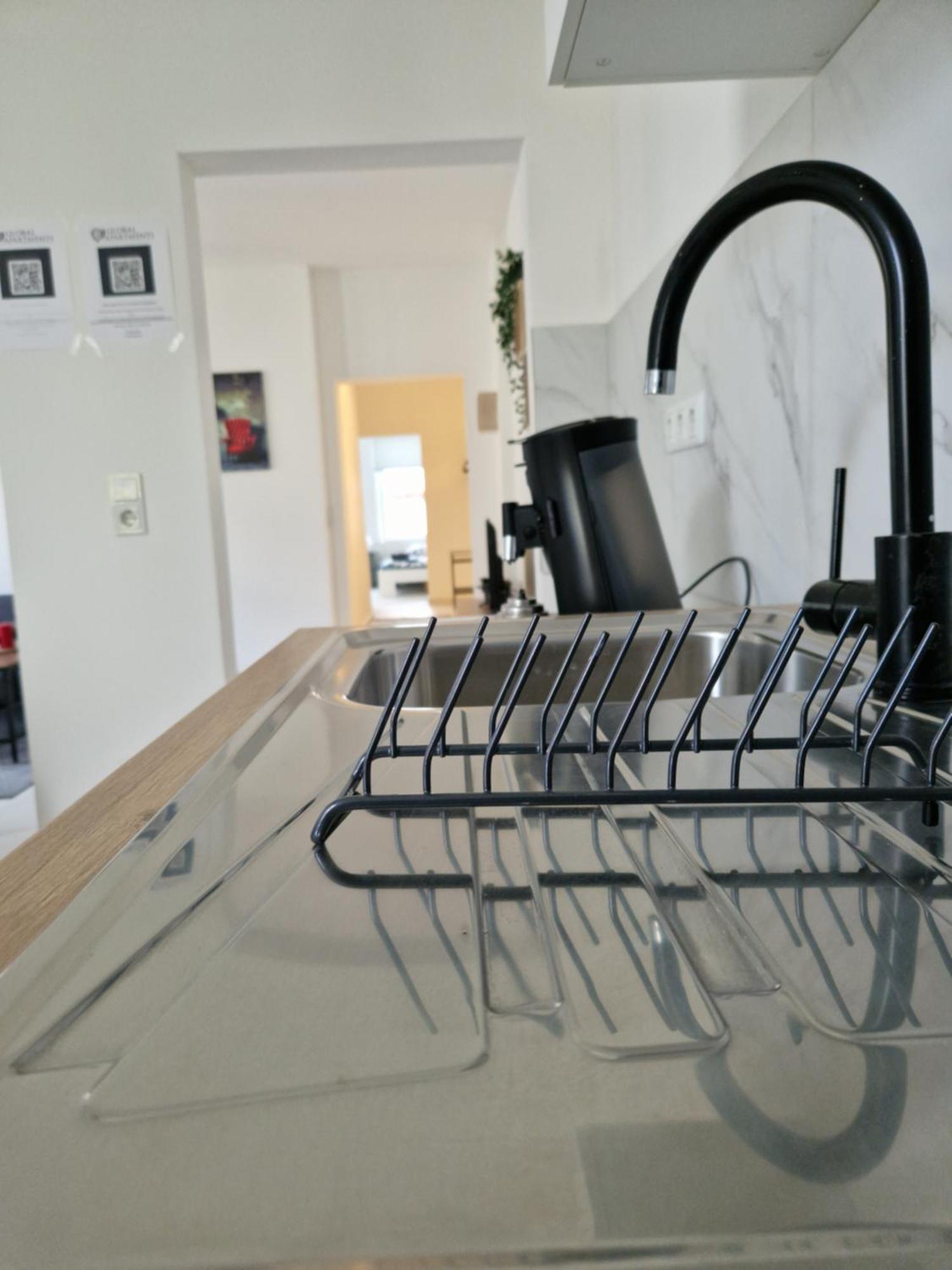 Nord-Apartment 6 I 1 Zimmer Mit Wlan & Walk-In Regendusche Bremerhaven Buitenkant foto